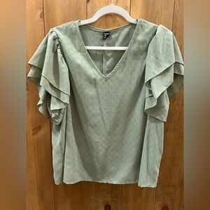 Green Ruffled Sleeve Top womens  L/XL
